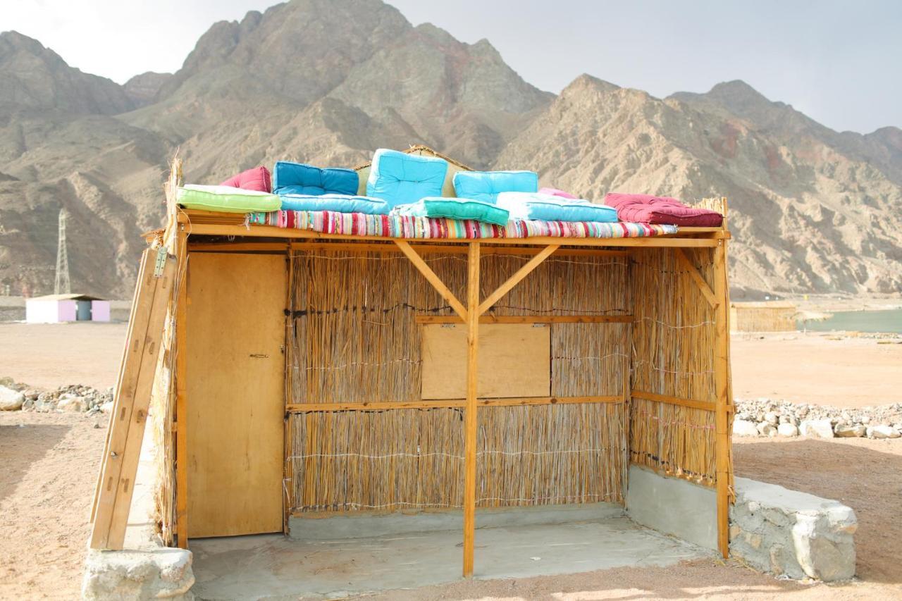 Falak Taba Exterior foto